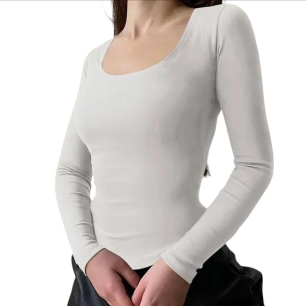 Fashion Nova Square Neck Fitted Top
